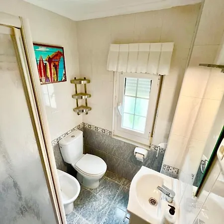 Playa Quebrantos. And Surf. Primera Linea * La Arena