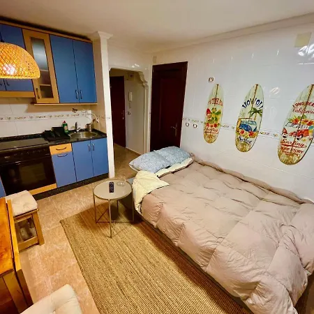 Playa Quebrantos. And Surf. Primera Linea La Arena