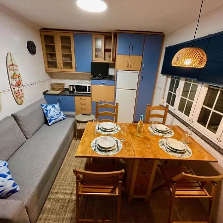 Playa Quebrantos. And Surf. Primera Linea شقة