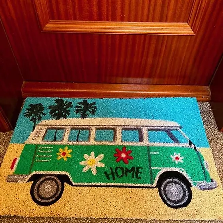 Playa Quebrantos. And Surf. Primera Linea La Arena